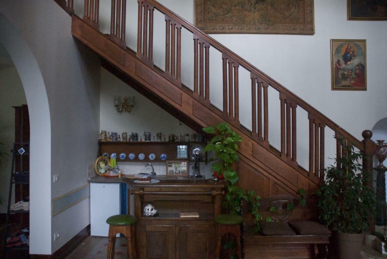 Le Clos des Cèdres b&b La Rochefoucauld Esterno foto