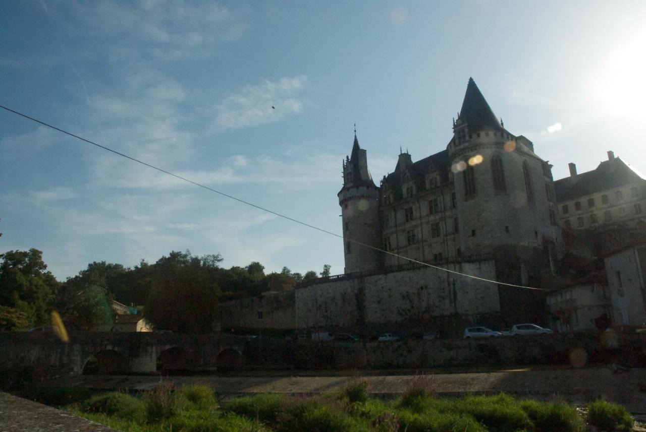 Le Clos des Cèdres b&b La Rochefoucauld Esterno foto